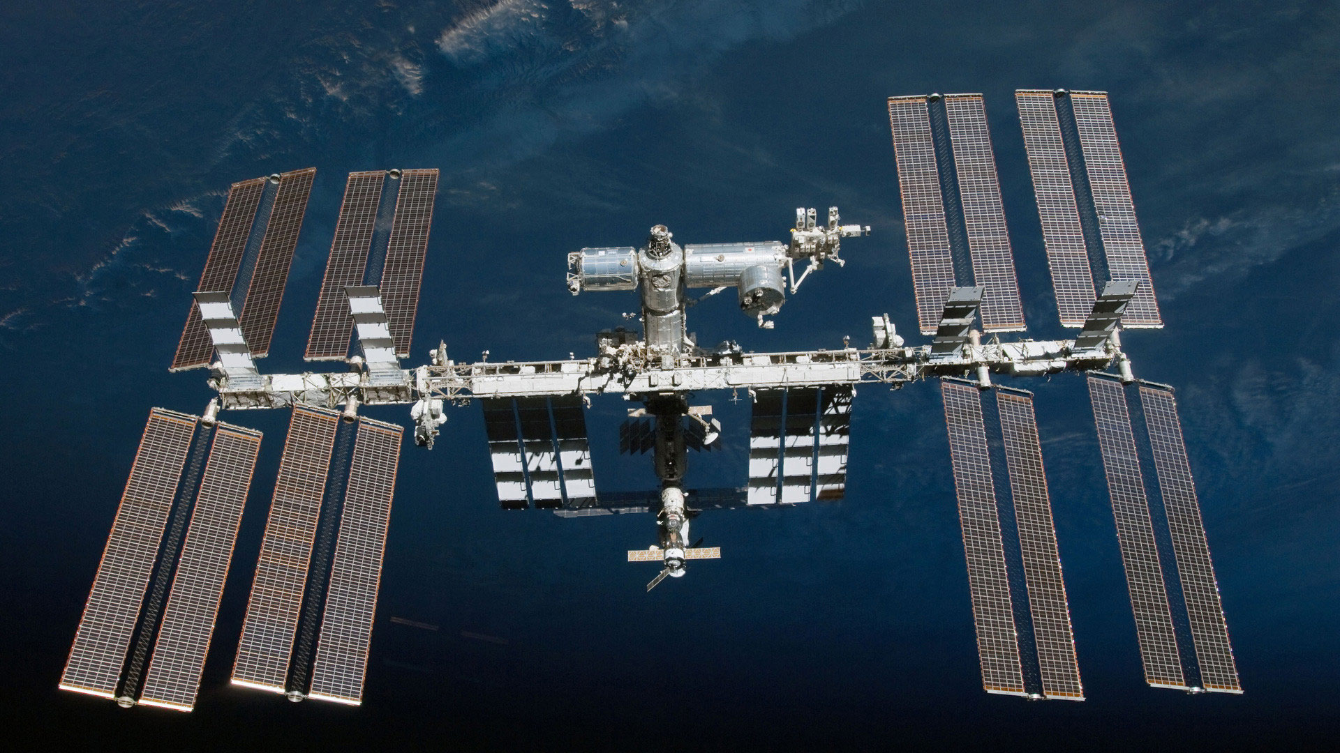 Российский космонавт отправится на МКС на американском корабле Илона Маска